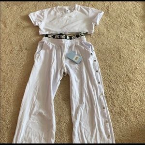 Crop shirt and button on pants